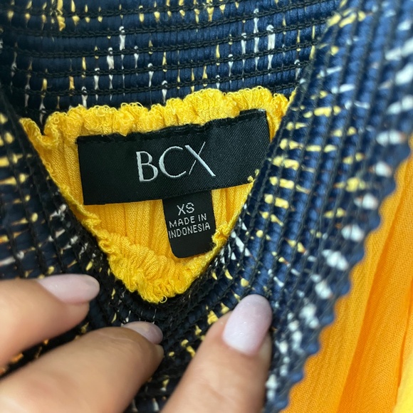BCX Yellow Off-Shoulder Embroidered Boho Top - Picture 6 of 9